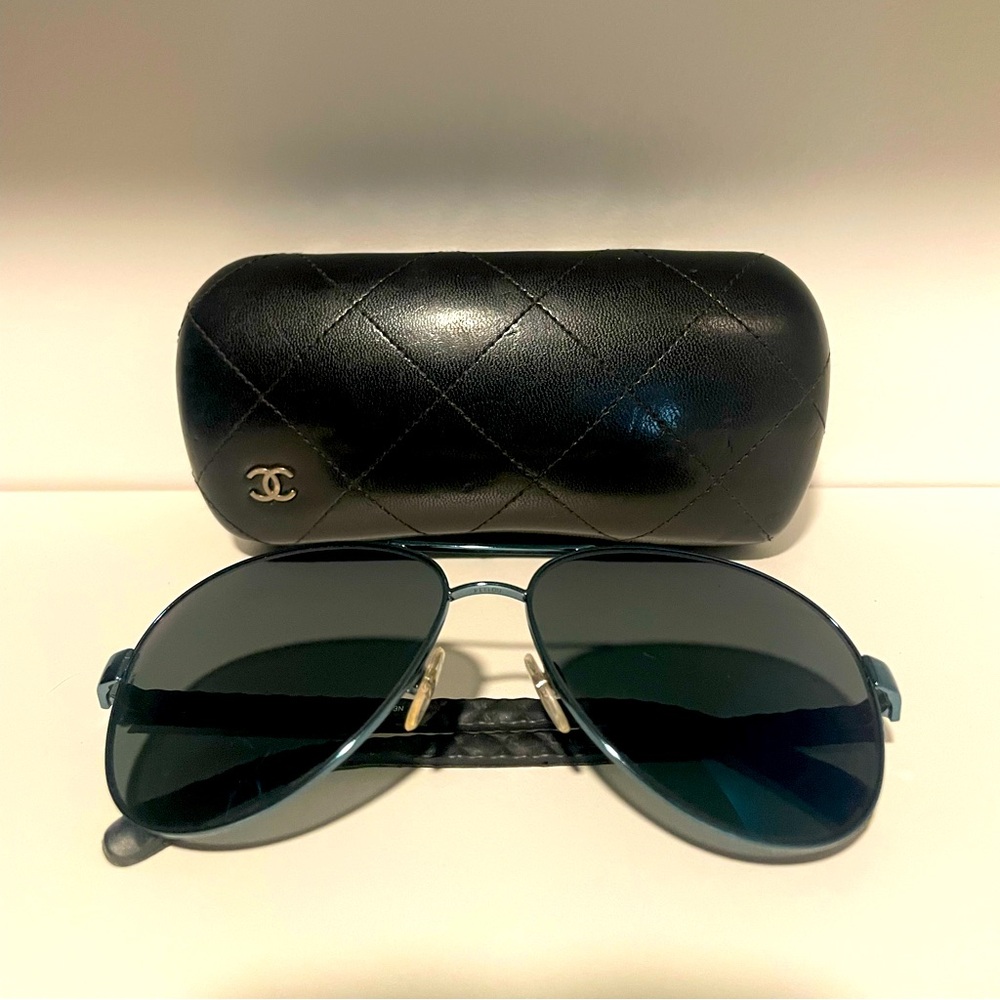 CHANEL Aviator Sunglasses blue gradient polarized with Chanel logo case - Picture 5 of 9